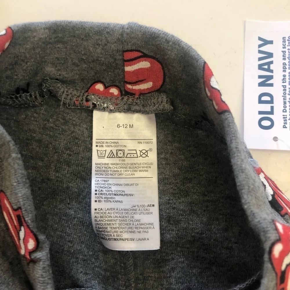 Rolling Stones Old Navy Baby Bodysuit and Pants Set Size 6/12 M